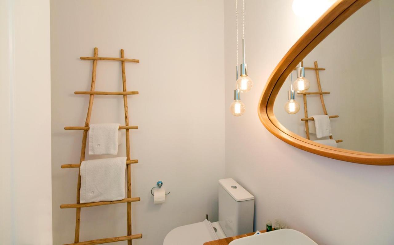 Aigeis-milos Holiday home *